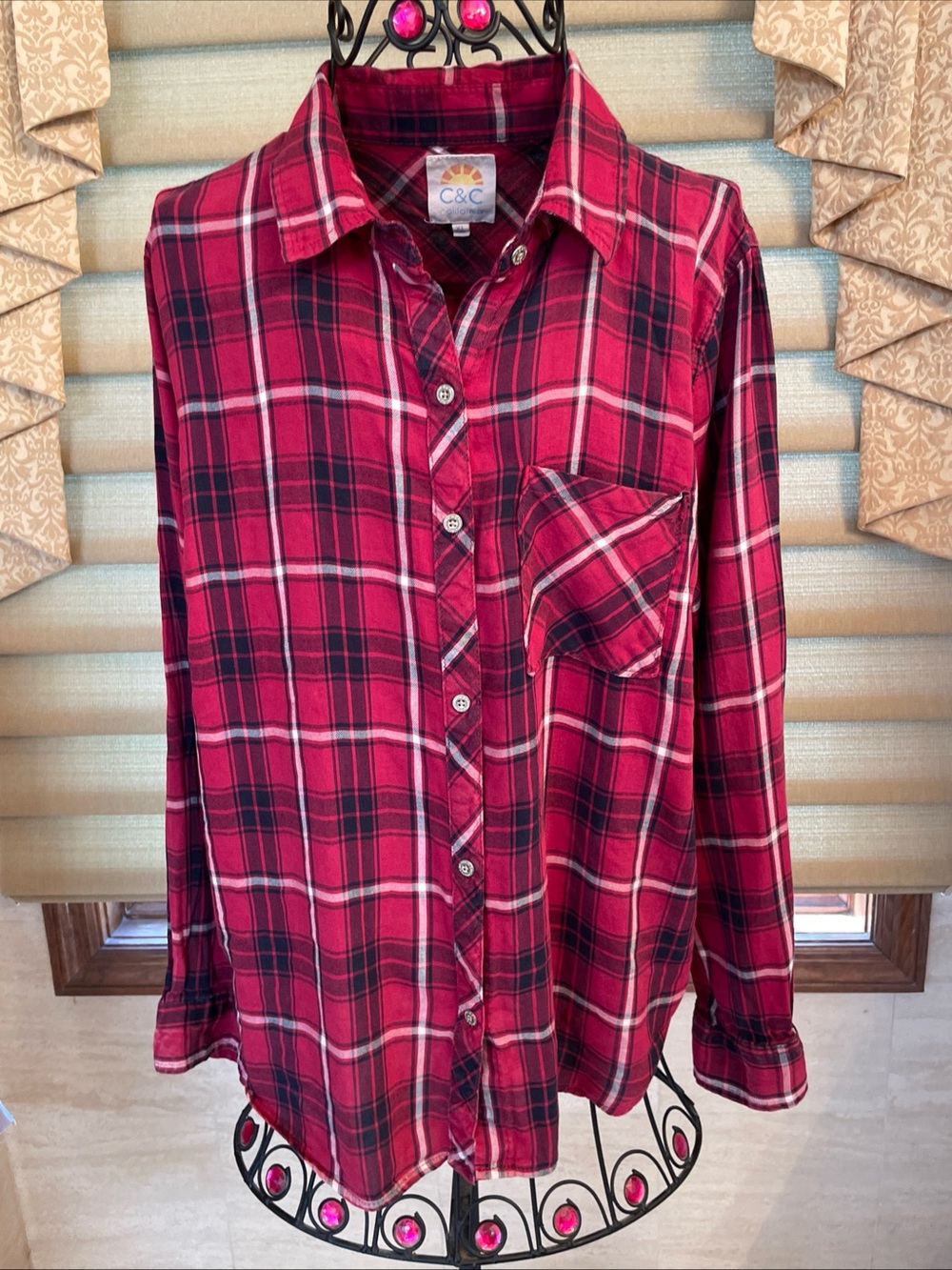 C&C California Womens Red Plaid Button Down Shirt Long Sleeve Size XL - Pocket